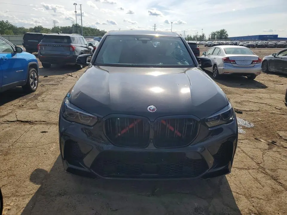 2023 BMW X5 M  
