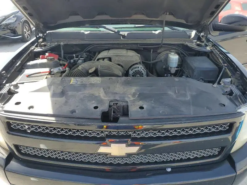 2011 CHEVROLET SILVERADO K1500 LT  