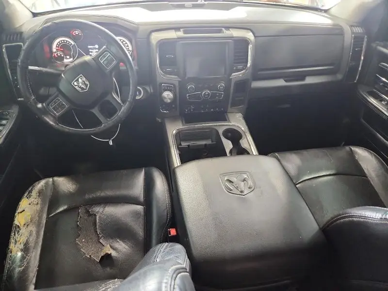 2015 RAM 1500 SPORT  