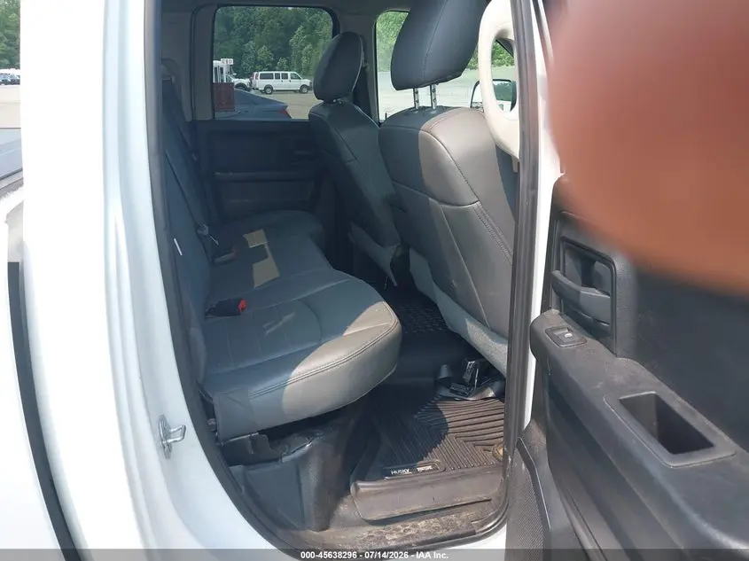 2019 RAM 1500 CLASSIC TRADESMAN  4X4 6'4 BOX