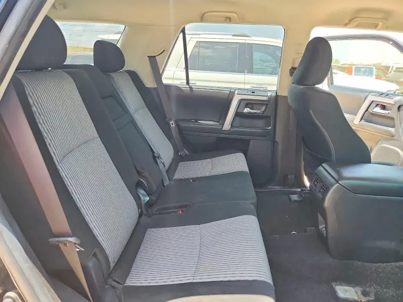 2021 TOYOTA 4RUNNER SR5  