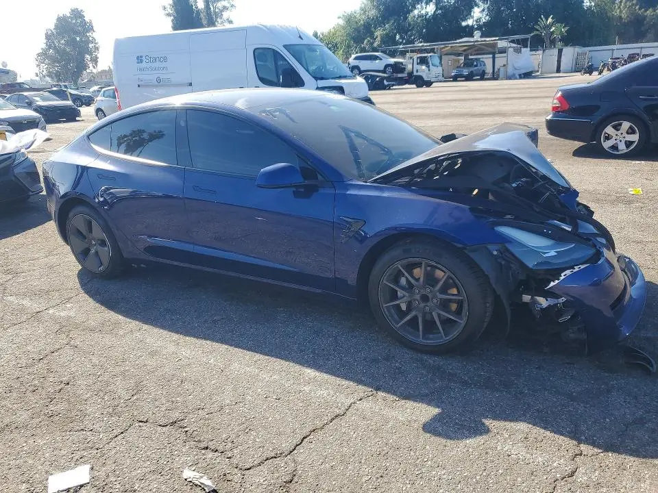 2021 TESLA MODEL 3   