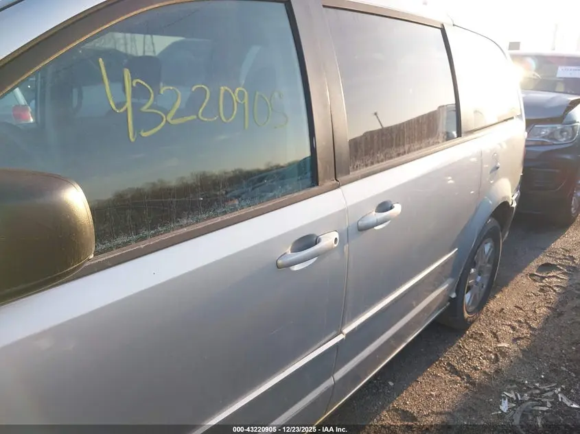 2011 DODGE GRAND CARAVAN EXPRESS