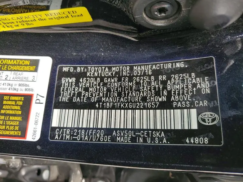 2016 TOYOTA CAMRY SE  