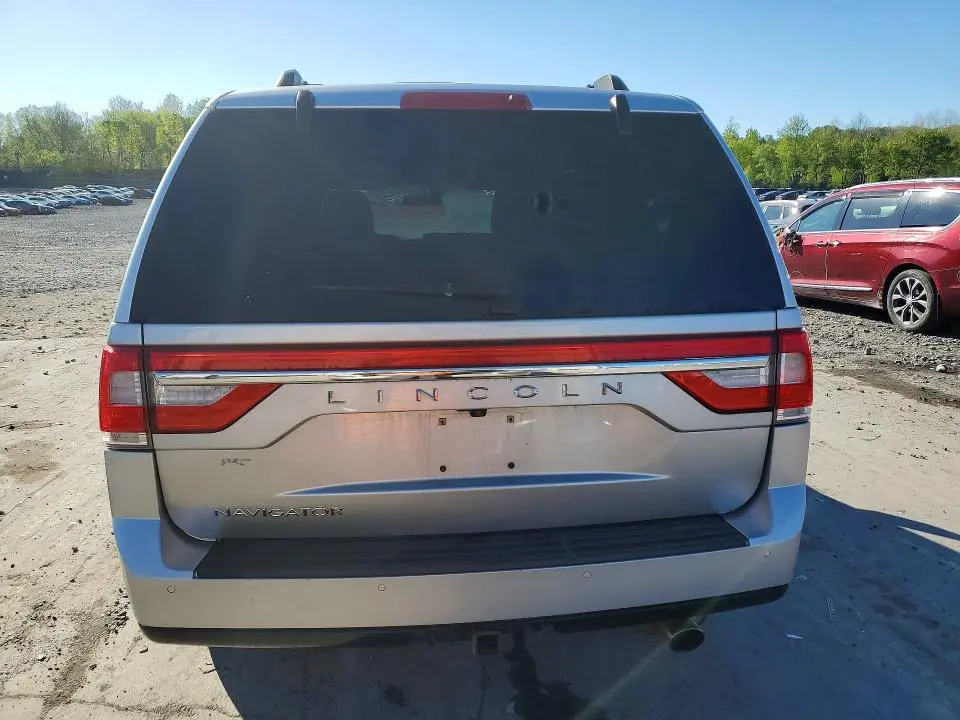 2017 LINCOLN NAVIGATOR RESERVE  