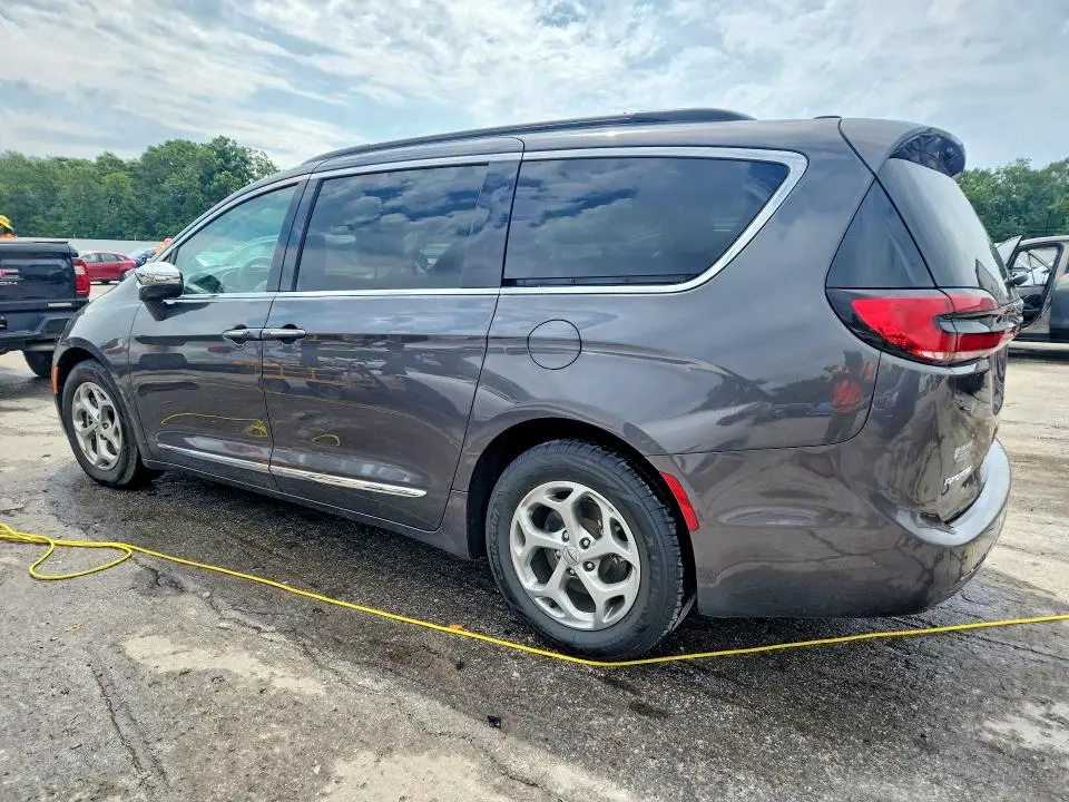 2023 CHRYSLER PACIFICA LIMITED  