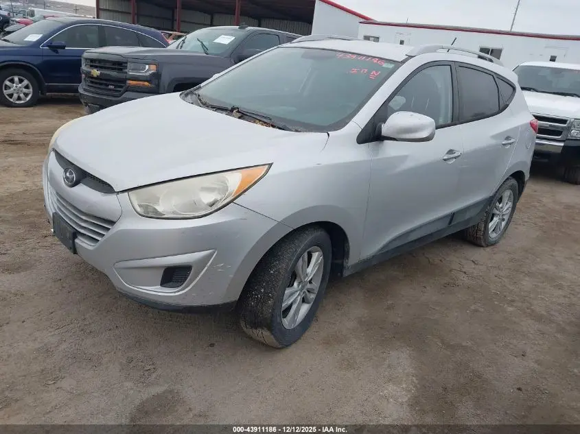 2011 HYUNDAI TUCSON GLS