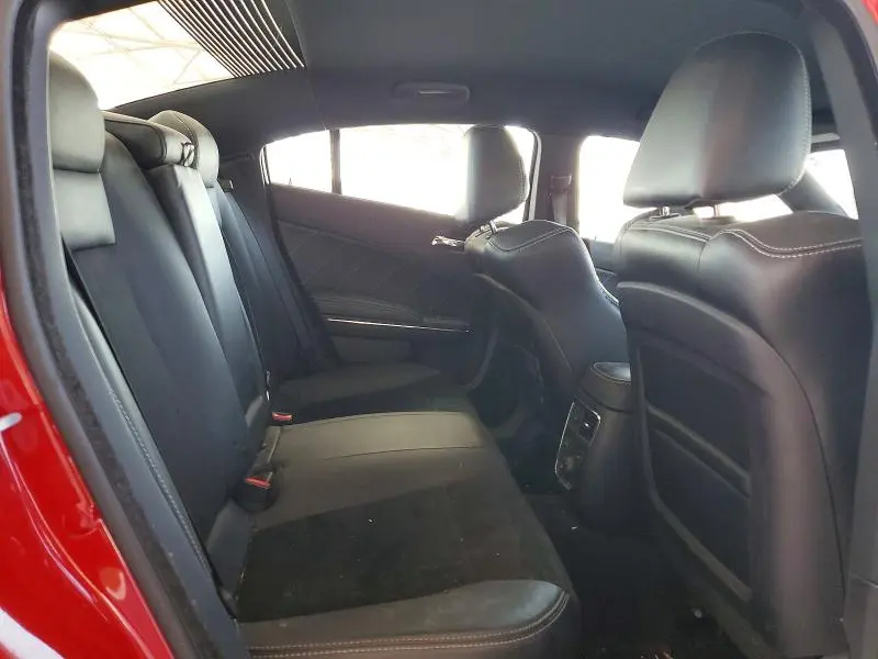 2013 DODGE CHARGER R  