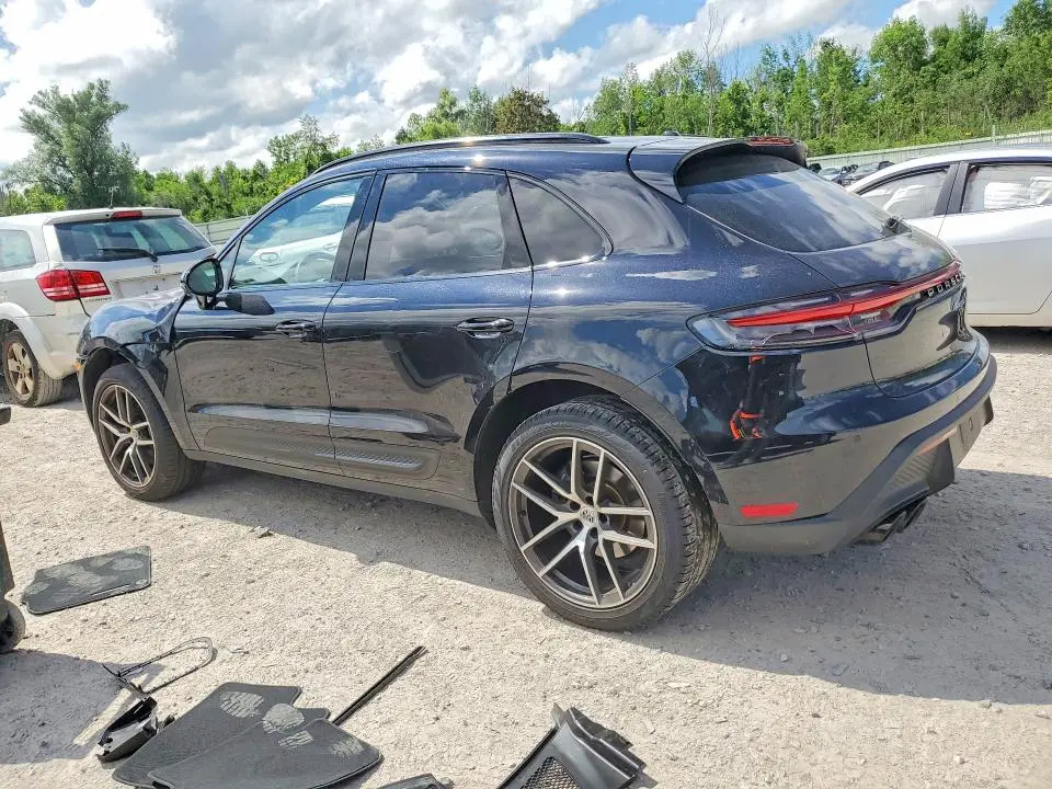 2023 PORSCHE MACAN S  