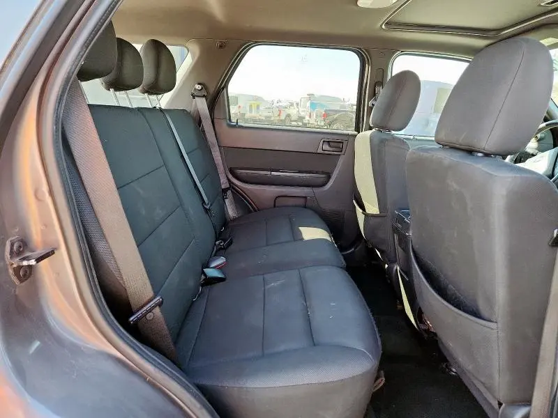 2012 FORD ESCAPE XLT  