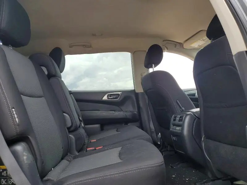 2019 NISSAN PATHFINDER SV  