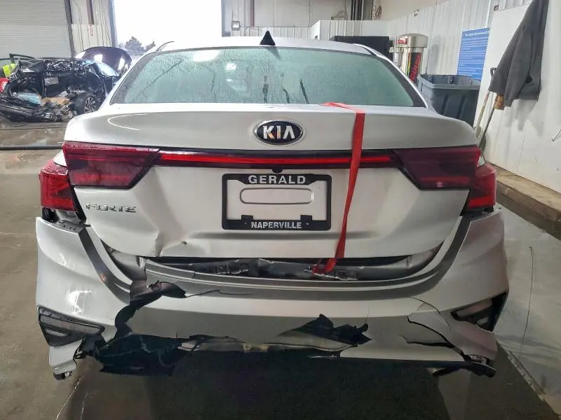 2019 KIA FORTE FE  