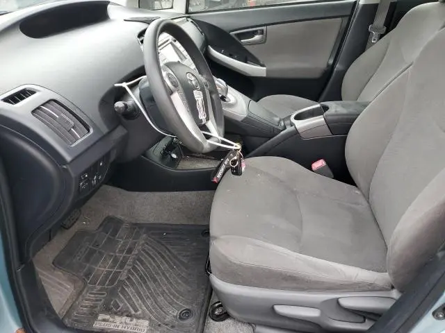 2013 TOYOTA PRIUS PLUG-IN   