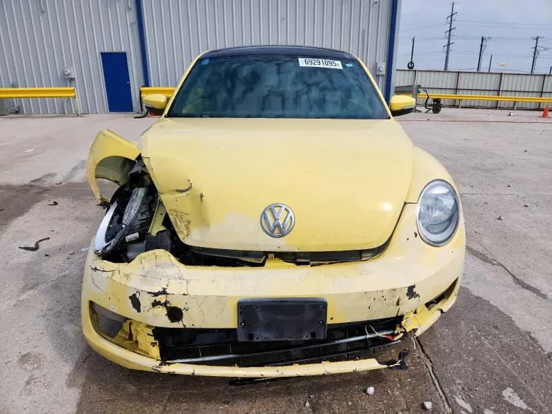 2012 VOLKSWAGEN BEETLE   