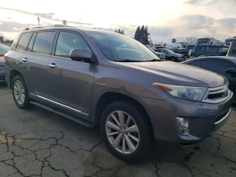 2013 TOYOTA HIGHLANDER HYBRID LIMITED  