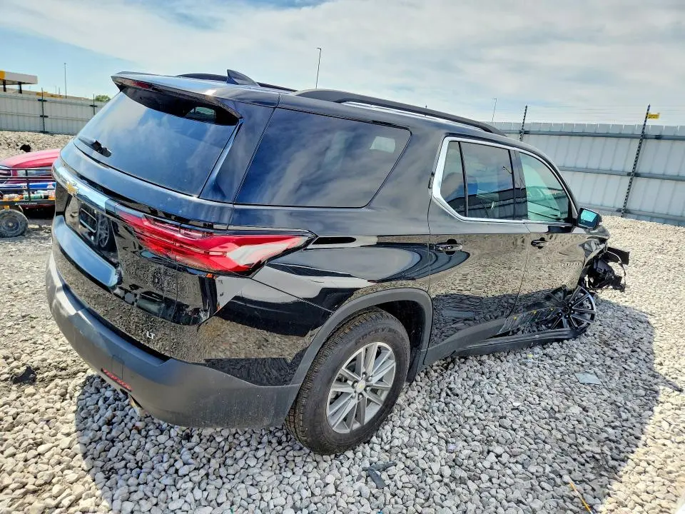 2022 CHEVROLET TRAVERSE LT  