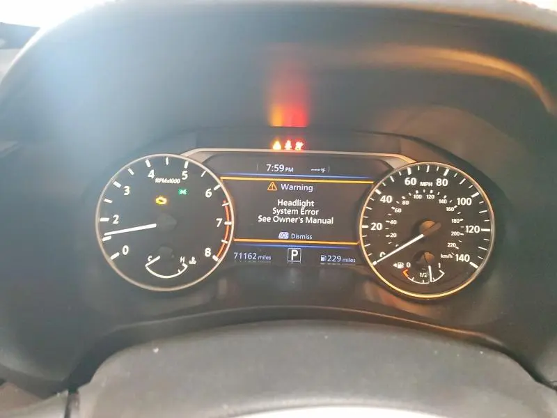 2022 NISSAN ALTIMA SR  