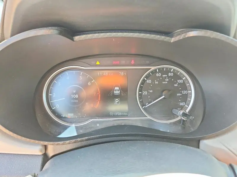 2021 NISSAN VERSA SV  