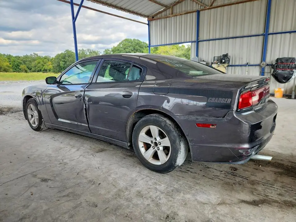 2013 DODGE CHARGER SE  