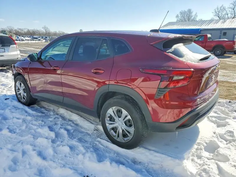 2025 CHEVROLET TRAX LS  