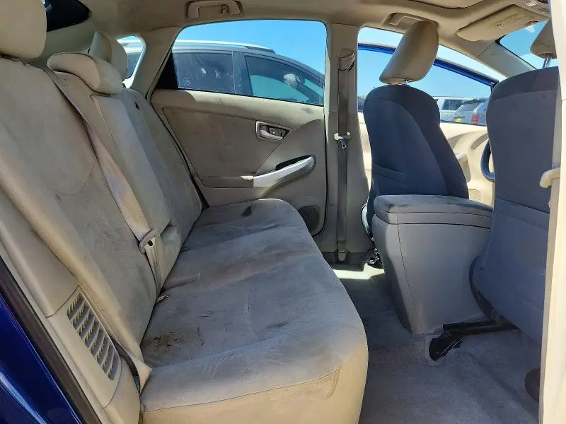 2011 TOYOTA PRIUS THREE  