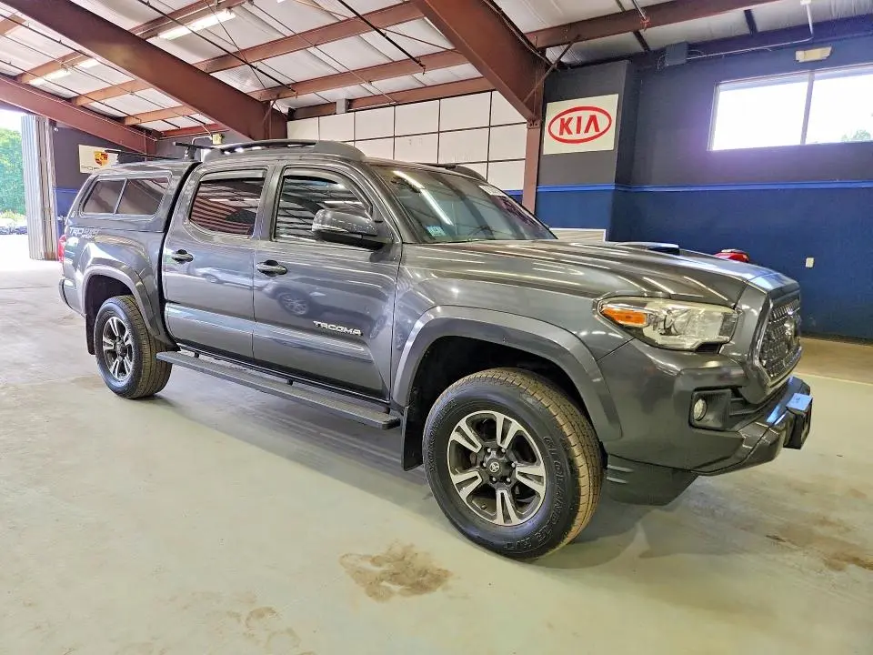 2019 TOYOTA TACOMA TRD SPORT  