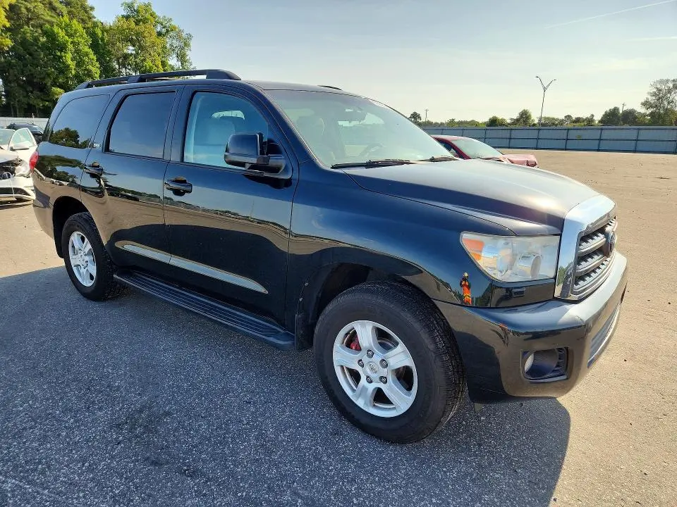 2015 TOYOTA SEQUOIA SR5  