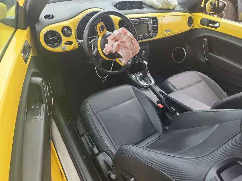 2014 VOLKSWAGEN BEETLE   