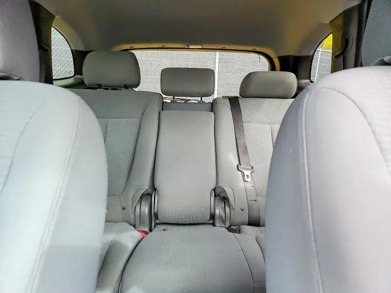 2010 HYUNDAI SANTA FE GLS  