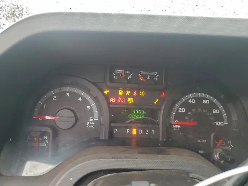 2010 FORD ECONOLINE E250 VAN  