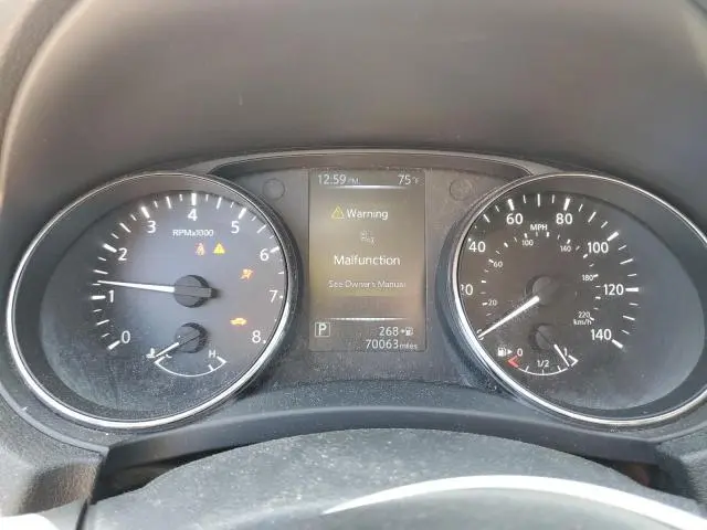 2017 NISSAN ROGUE SV  