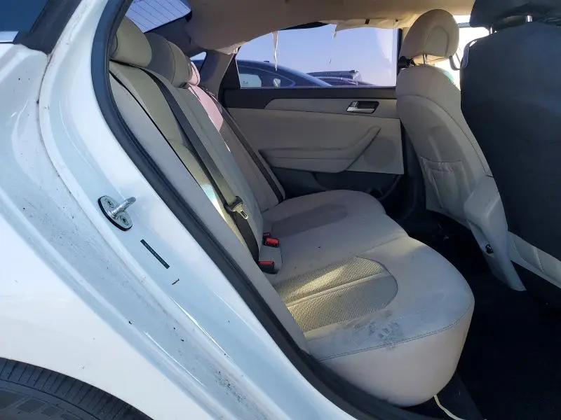 2017 HYUNDAI SONATA SE  