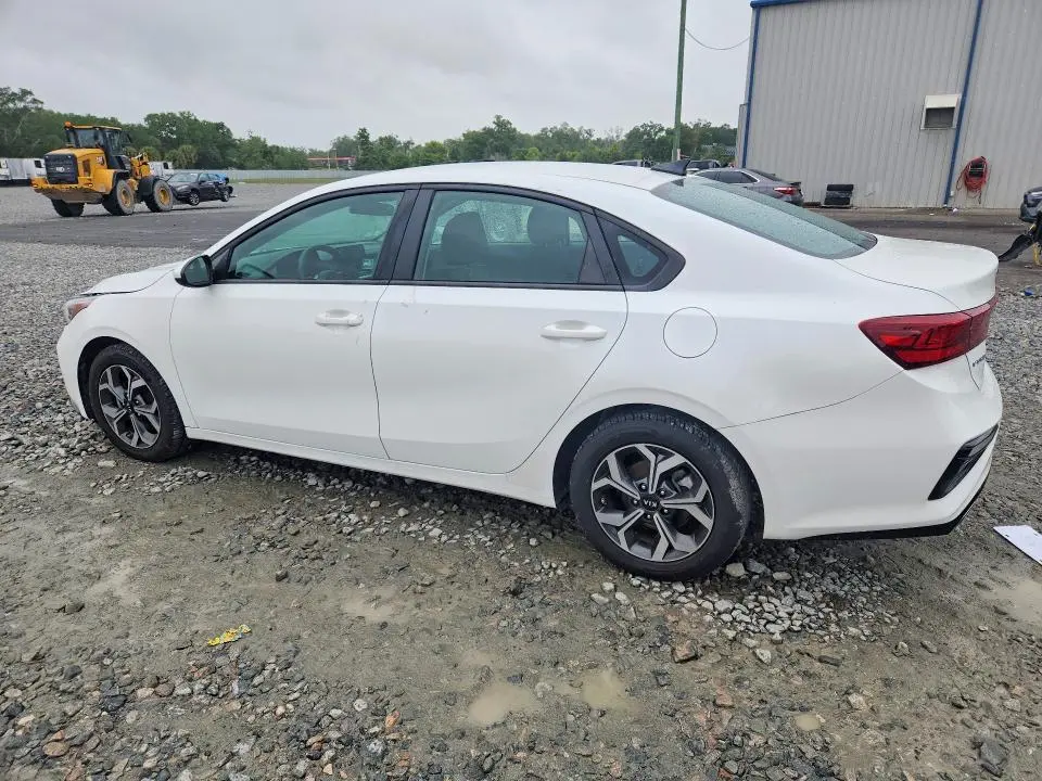 2021 KIA FORTE LXS  