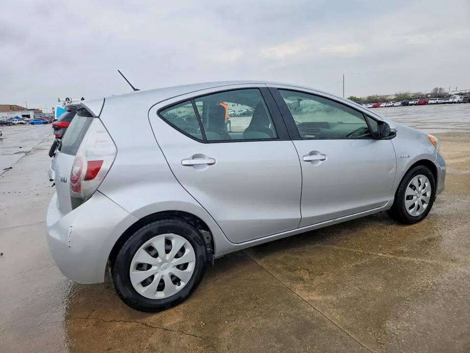2014 TOYOTA PRIUS C ONE  