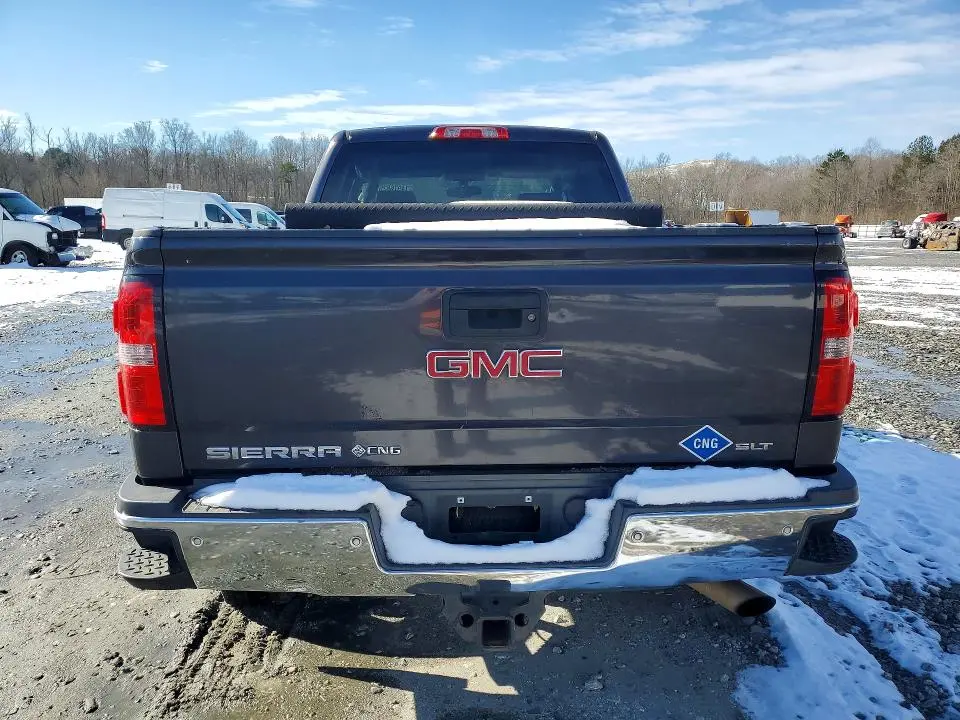 2015 GMC SIERRA K2500 SLT  