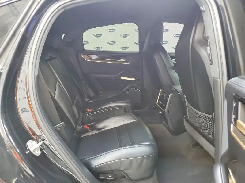 2024 PORSCHE CAYENNE TURBO GT  