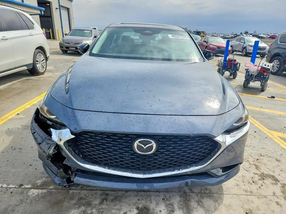 2024 MAZDA 3 PREFERRED  