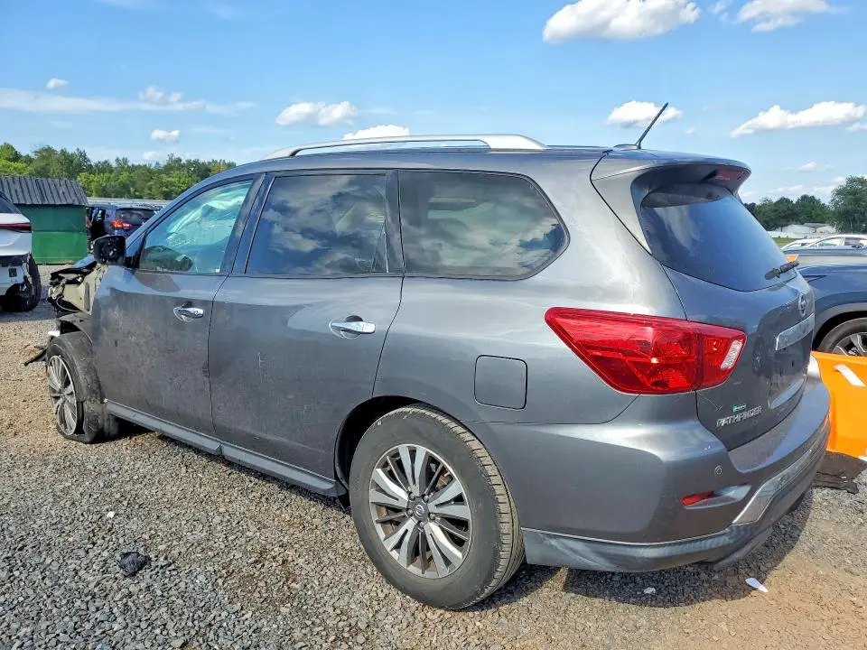 2018 NISSAN PATHFINDER SV  