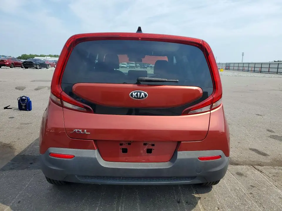 2020 KIA SOUL LX  