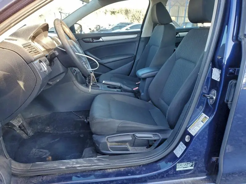 2014 VOLKSWAGEN PASSAT S  