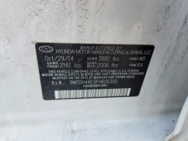 2015 HYUNDAI ELANTRA SE  