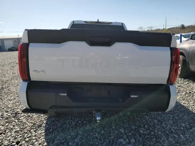2024 TOYOTA TUNDRA CREWMAX SR5  