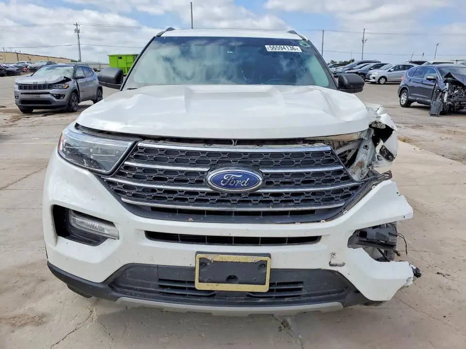 2021 FORD EXPLORER XLT  