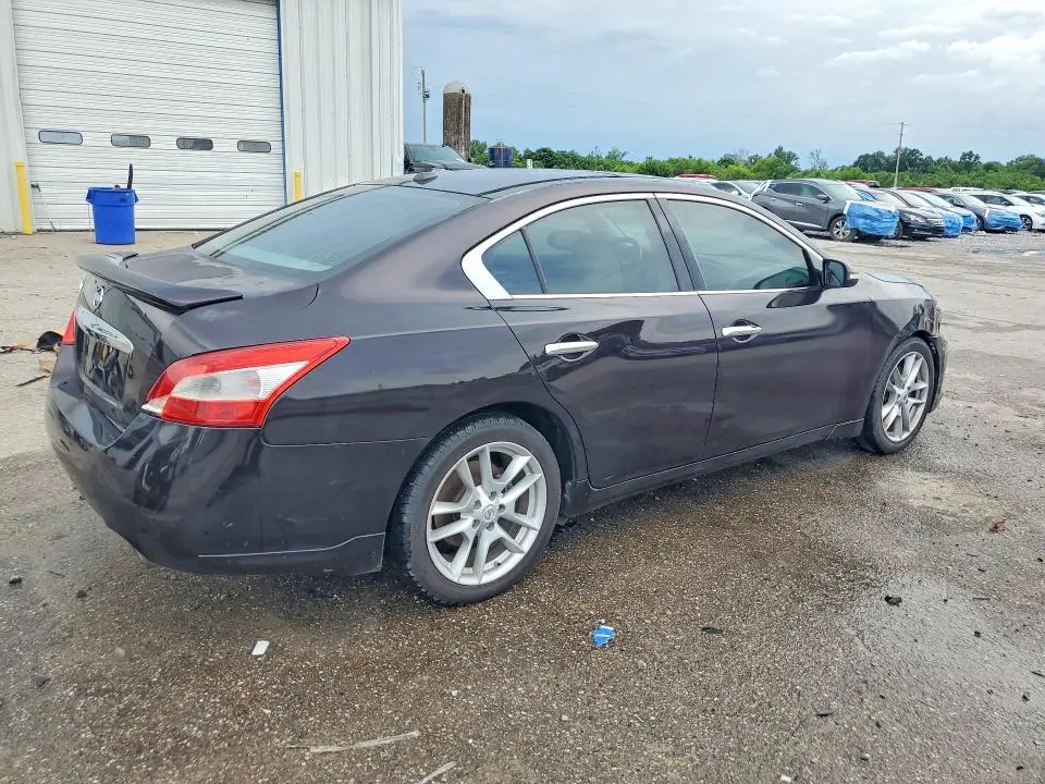 2010 NISSAN MAXIMA S/SV  