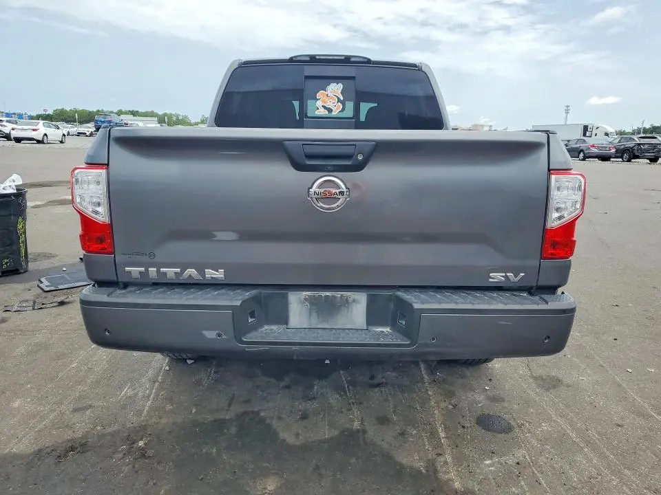 2021 NISSAN TITAN SV  