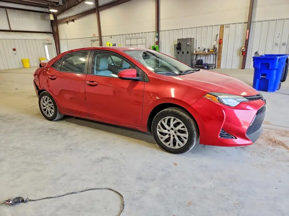 2018 TOYOTA COROLLA LE  