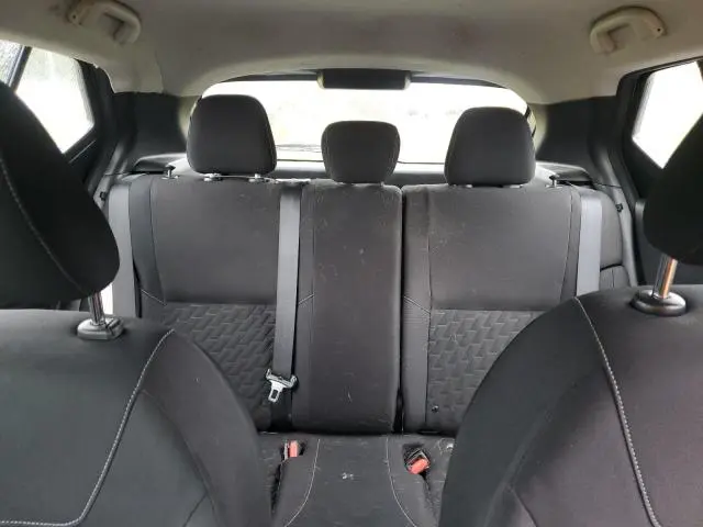 2022 NISSAN KICKS S  