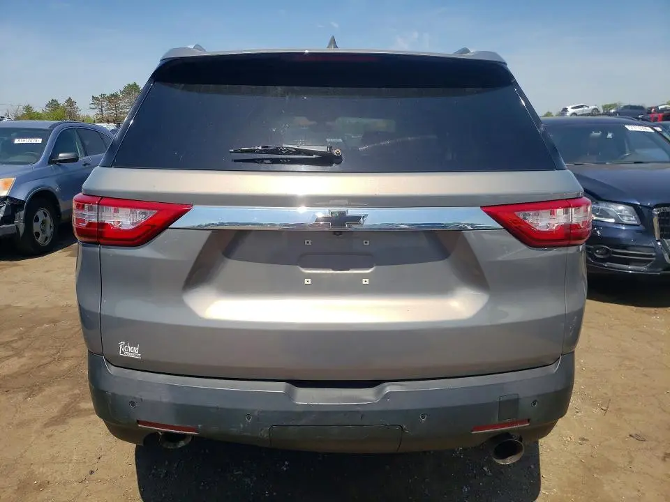 2018 CHEVROLET TRAVERSE LT  