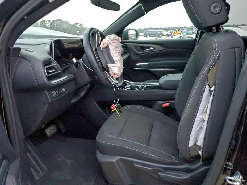 2024 CHEVROLET TRAVERSE LS  