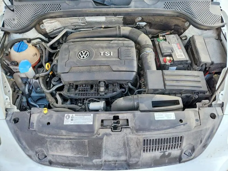 2015 VOLKSWAGEN BEETLE 1.8T  